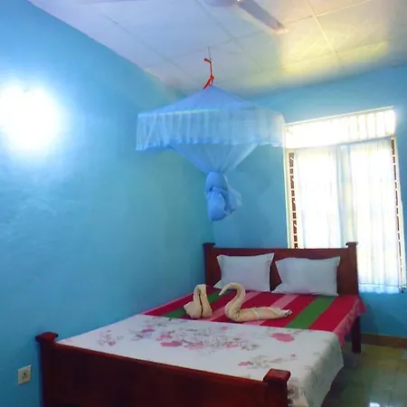 The Nilmini Lodge Sigirîya Extérieur photo